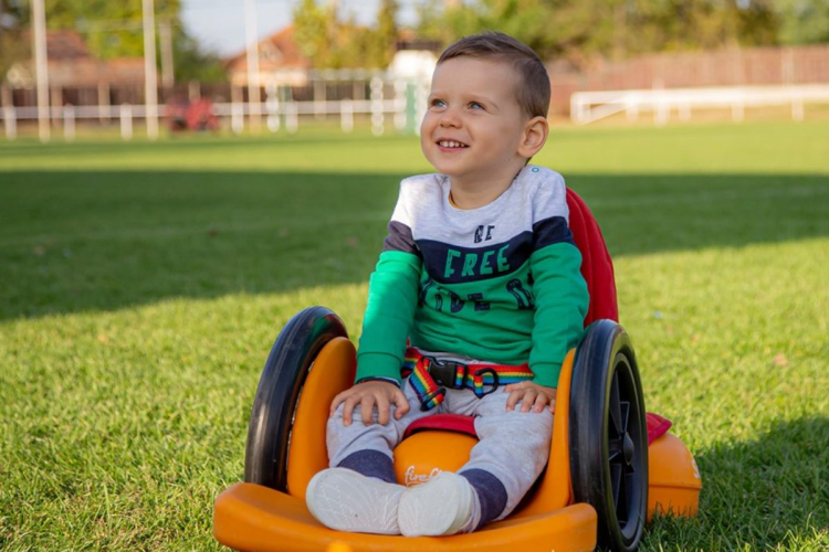 Levinek is összegyűlt a 700 millió forint 