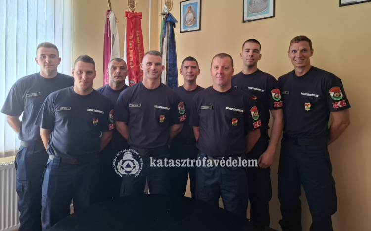 Nyolc újonc a megye tűzoltóságain