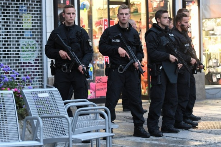 Terrortámadás Münchenben - Egy 18 éves német-iráni fiatalember lövöldözött