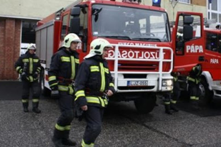 Tűz ütött ki egy pápai sorházi lakásban