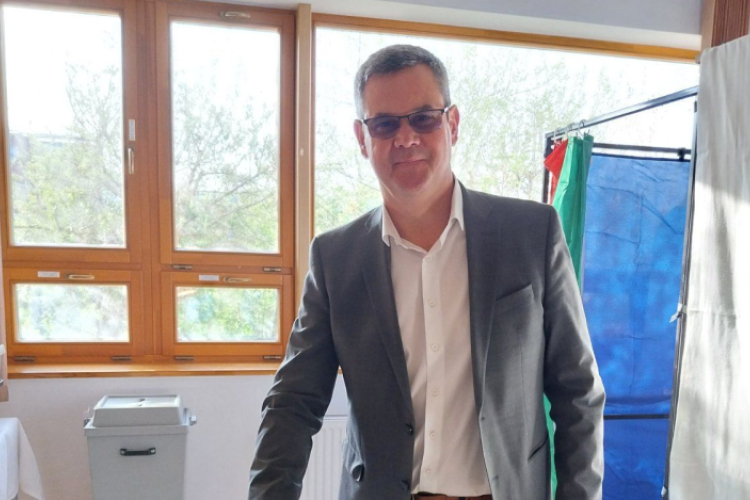 Mégis országgyűlési képviselő lehet Takács Péter