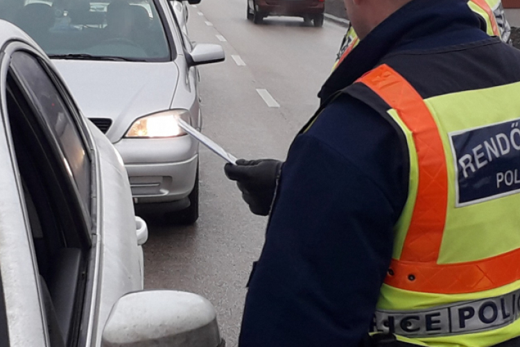 Fokozott ellenőrzést tartott a rendőrség, egy nap alatt 75 fővel szemben intézkedtek