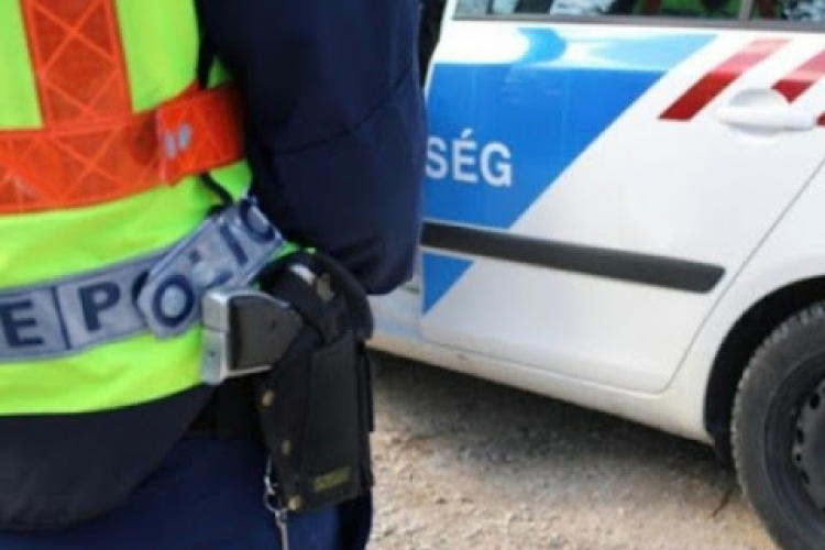 Kábítószert találtak a rendőrök a lakásban