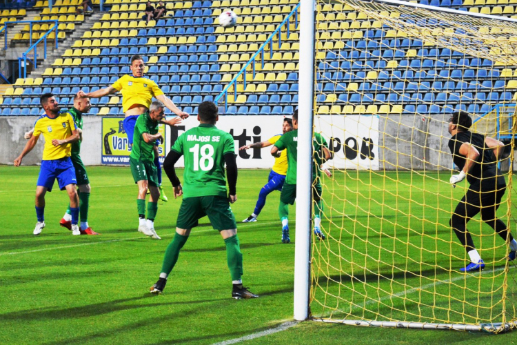 Simán győzött első nyári felkészülési meccsén a Perutz