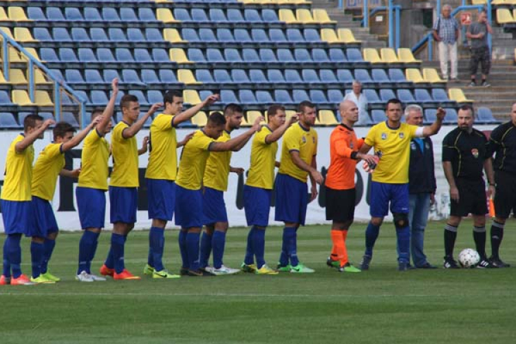 Ötöt rúgott idegenben a Perutz