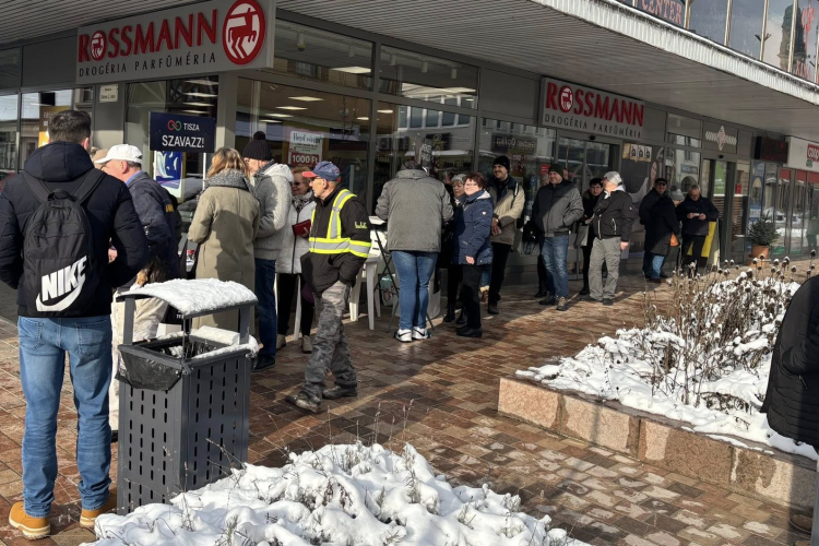 A Tisza és a Fidesz is összegyűjtötte az induláshoz szükséges ajánlásokat