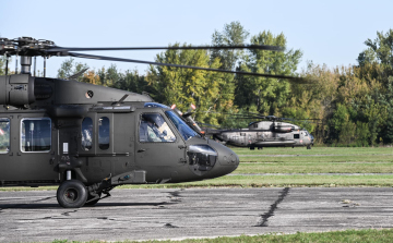 Megkezdődött a helikopter pilóták »Top-Gun-ja« Pápán