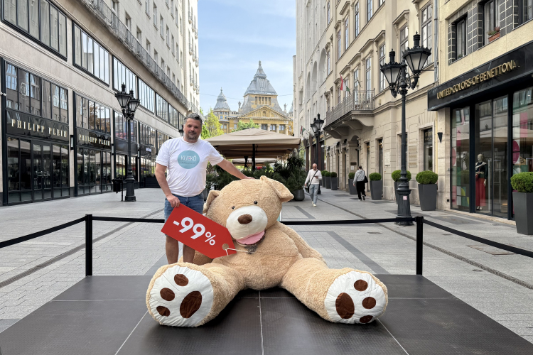 Óriási plüssmackó 99%-os kedvezménnyel? Nem, ez még valami annál is jobb!