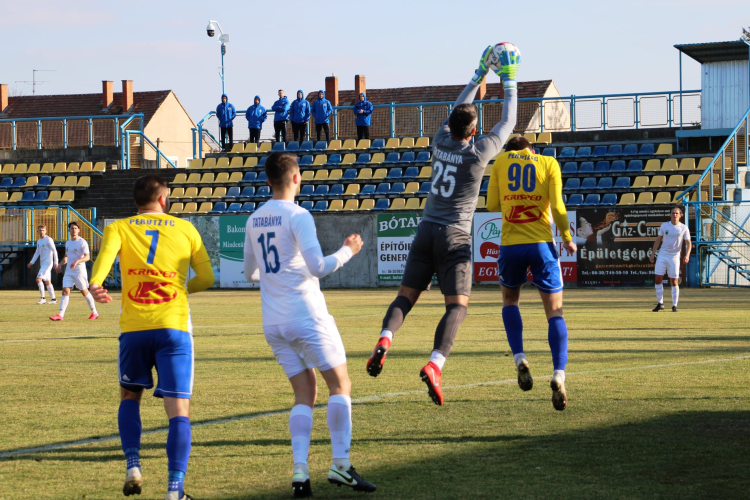 Győzelemmel kezdte a szezont a Perutz!