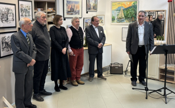 Színek és Álmok - Amikor a bútoripar és a képzőművészet találkozik