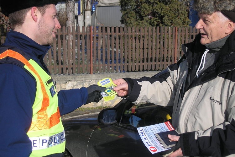 Téli közlekedési akció Pápán