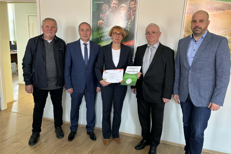 Több mint kétmillió forinttal segítik a pápai beteg gyermekeket