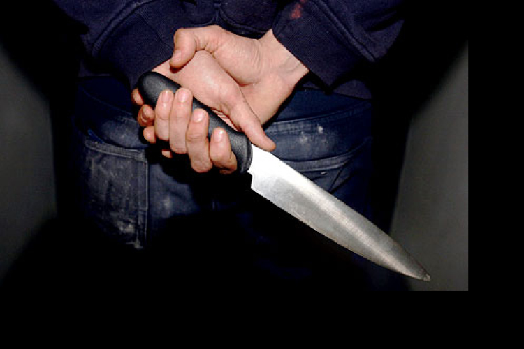 Két embert késeltek meg a fővárosban