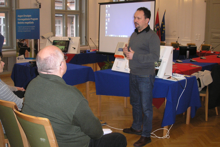 Óvjuk értékeinket - Pápán járt a \