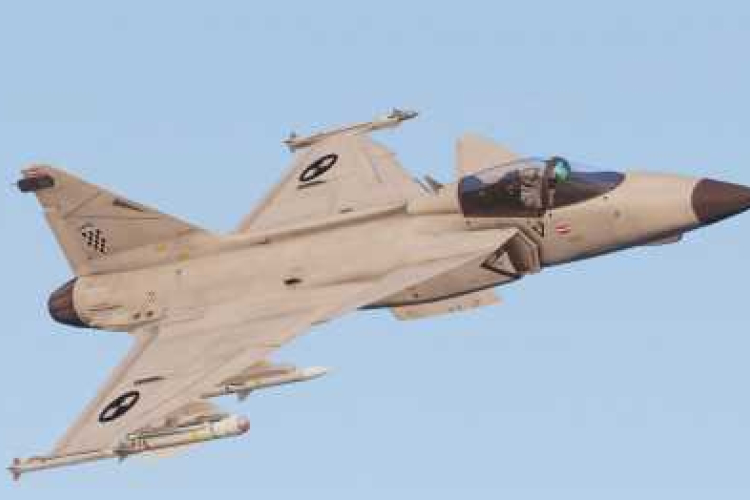 Ismét riasztották a honvédség Gripenjeit