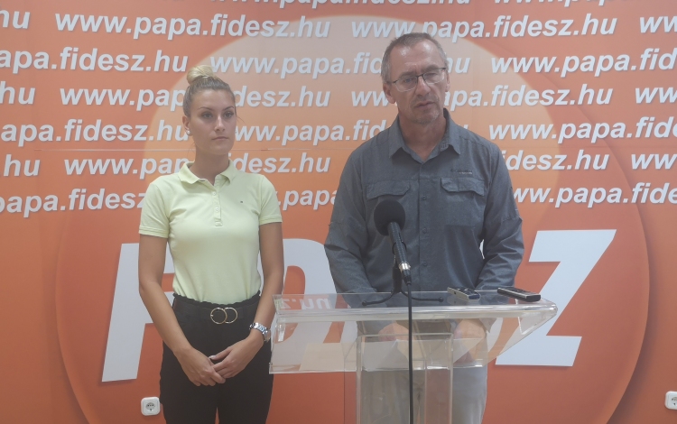 Csatlakozik a Máltai Szeretetszolgálat tanszer-adománygyűjtő akciójához a Fidesz és a Fidelitas pápai csoportja