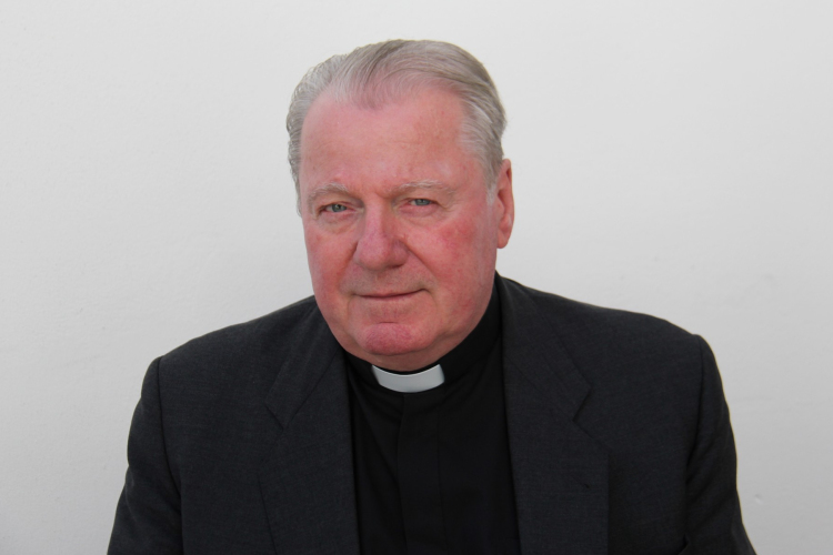 A veszprémi érsek felmentette dr. Mail Józsefet  a Szent István vértanú Plébánia plébániai kormányzói tisztségéből