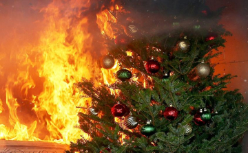 Biztonságos ünnepek – Tűzvédelmi tanácsok advent idejére