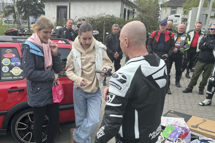 Motorosok lepték meg a bántalmazott pápai Szofit – összefogásból született felejthetetlen nap