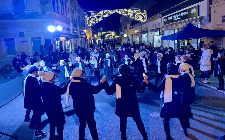 Számos helyszínen mozdul meg a város az adventi időszakban!