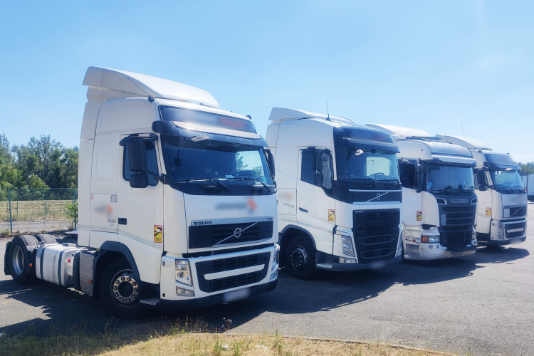 Tizenhét körözött kamiont foglaltak le Nagylakon és Csanádpalotán