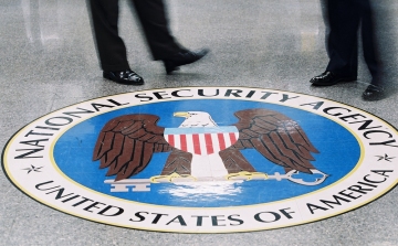 Engedély nélkül is megfigyelte az amerikaiak online kommunikációját az NSA