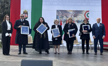 Ők kaptak idén városi kitüntetést Március 15-én