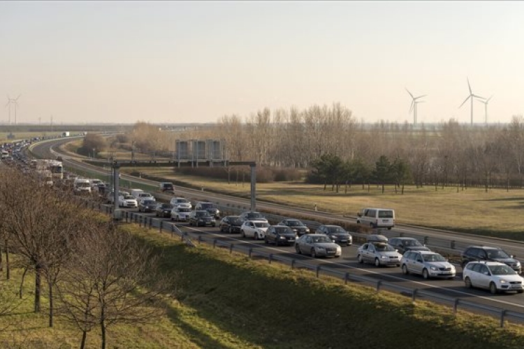 Csökken a torlódás az M1-esen Hegyeshalomnál