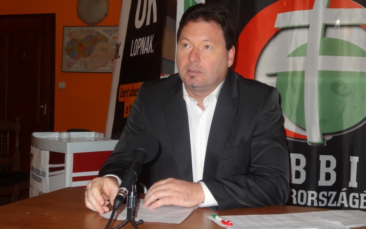 Jobbik: Százmilliós veszteséget termelnek az önkormányzati cégek