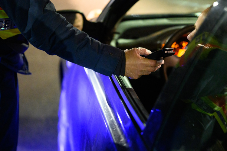 Roadpol Alcohol & Drugs - Közlekedési akció az utakon