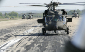 Helikopterek lepték el a pápai légteret, éleslövészetet is tartanak