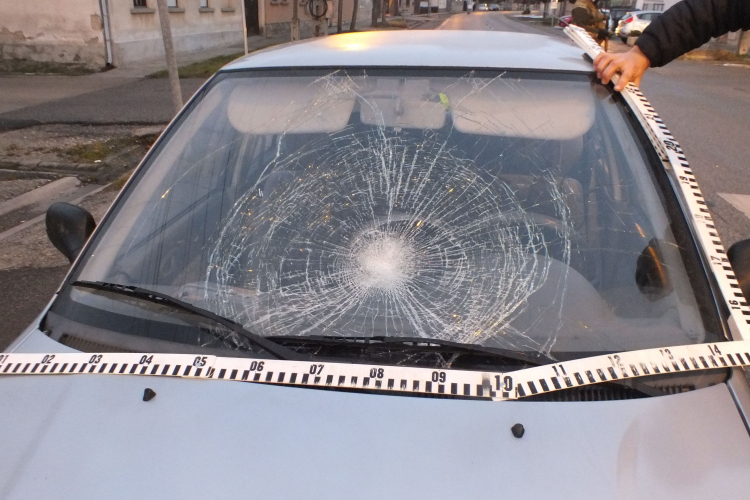 A zebrán ütötte el a gyalogost a 20 éves pápai férfi, eljárás indult ellene 