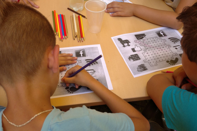 Játszva tanultak a gyerekek a rendőrkapitányságon