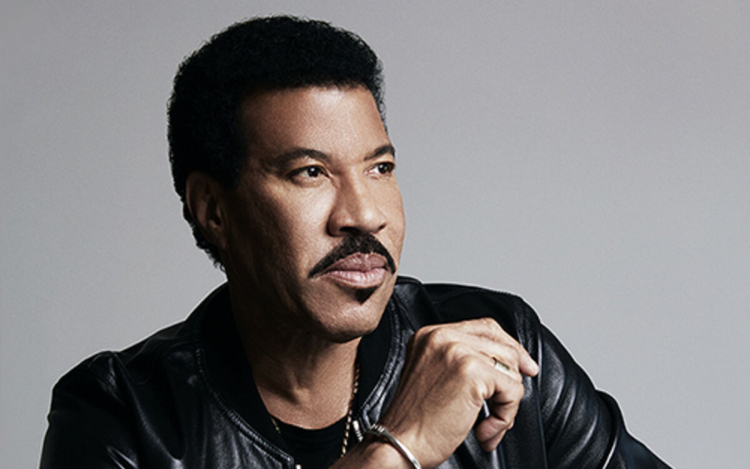 Lionel Richie jövő nyáron Budapesten lép fel