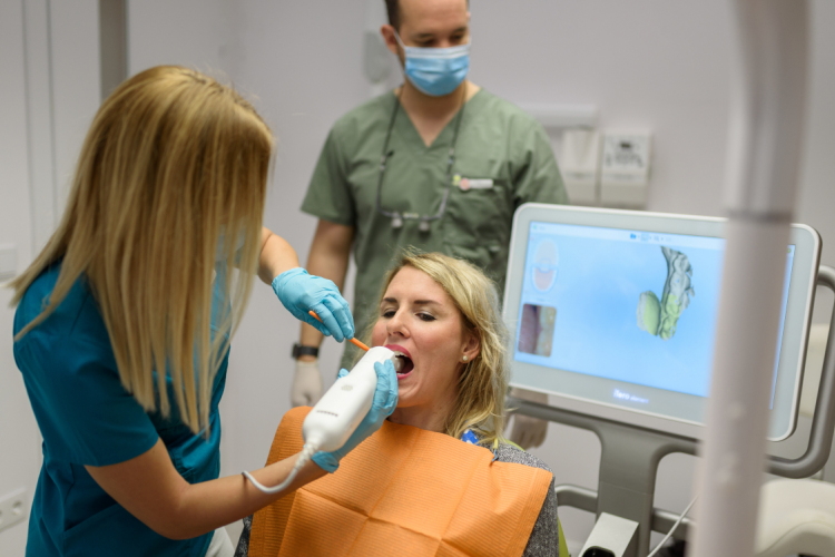 Az Invisalign fogszabályozás három őrületes előnye