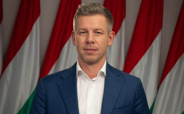 Magyar Péter: Szijjártó Péternek távoznia kell a posztjáról a gödi Samsung-gyár ügye miatt