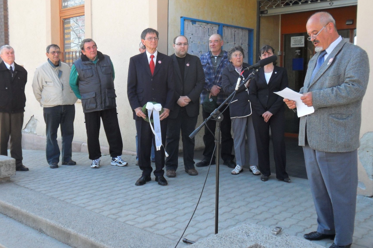 A holokausztra emlékezett a DK