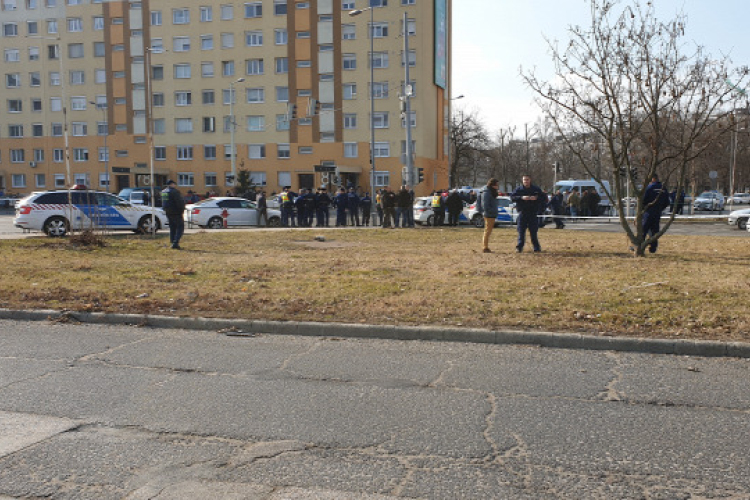 Így lőtték le a szökött fegyveres bűnözőt