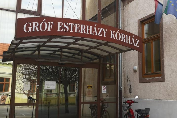 Támogassa jövedelemadója 1 %-ával a Gróf Esterházy Kórház Jövőjéért Alapítványt