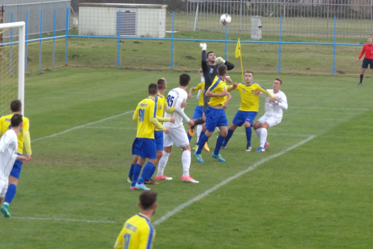 Perutz: Kötelező győzelem helyett fájó vereség