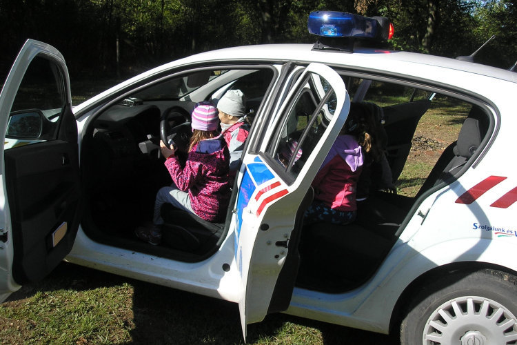 Közlekedési foglalkozás a kemenesszentpéteri óvodában