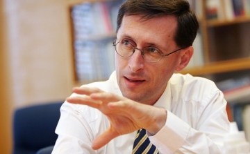 Varga: a kormány helyesen ragaszkodott álláspontjához IMF-ügyben