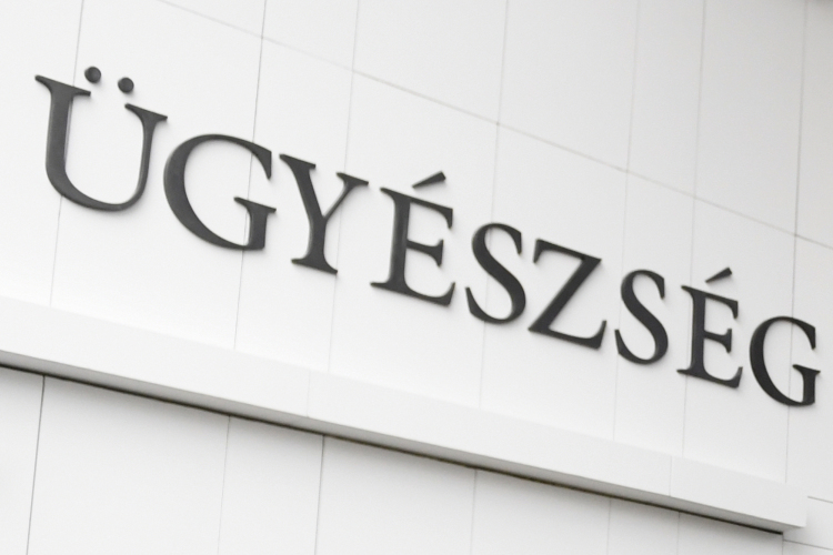 Nem volt hajlandó elvonóra menni a kábítószer birtoklásával vádolt 27 éves pápai fiatal