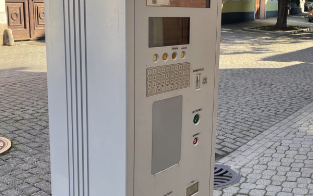 Idén már nem kell fizetni a parkolásért Pápán