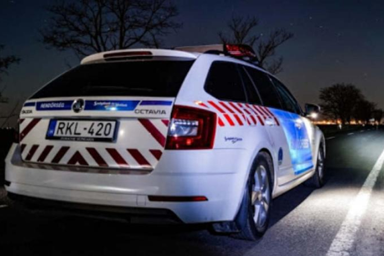 A csomagtartóban is találtak migránst, a Lovászpatonán megállított autóban