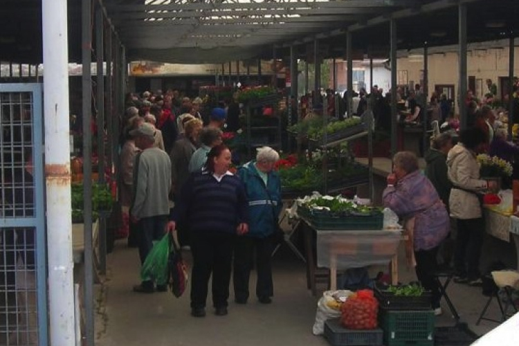 Szeptemberben kezdik meg a piac épületének bontását