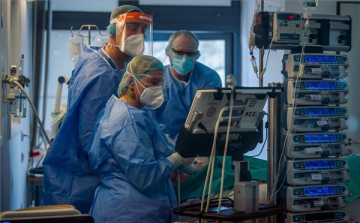 Háromezer fölé emelkedett a kórházban ápolt fertőzöttek száma Romániában