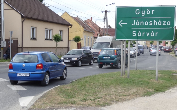 Jobbik: Fejlesszék a Somlai - Batthyány utak csomópontját