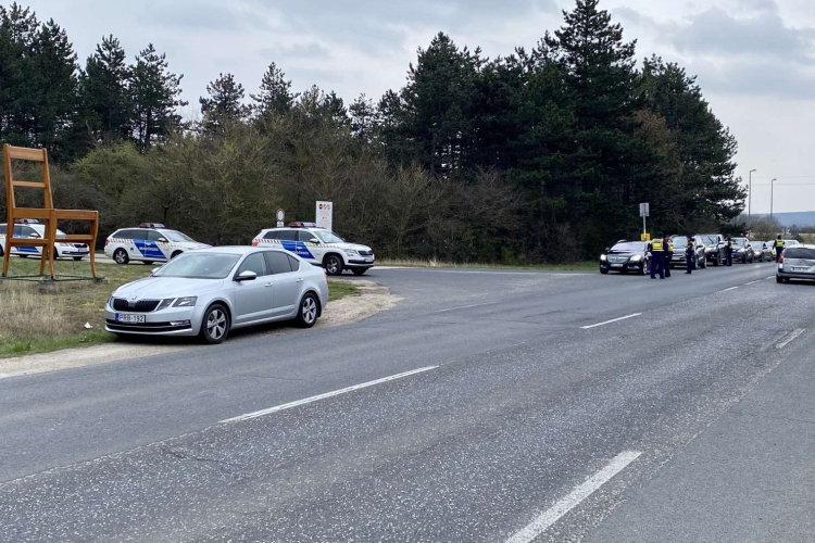 A hosszú hétvégén autózók fokozott rendőri jelenléttel számolhatnak az utakon 