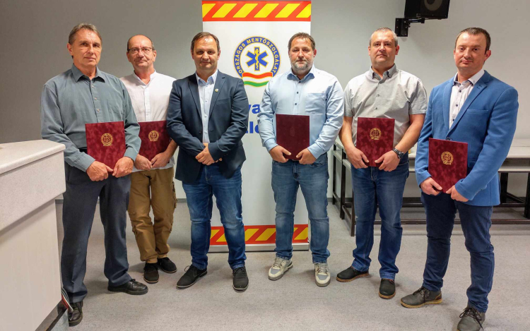 Öt pápai mentős kapott elismerést a Mentők Napja alkalmából